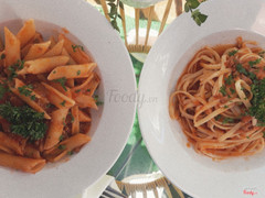 Nui và mỳ sốt thịt