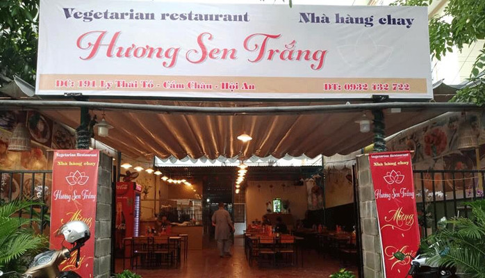 Quán Chay Hương Sen Trắng