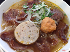 Bún chả bắp