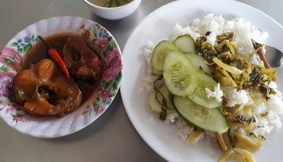 Cơm Bình Dân - Đường D1 
