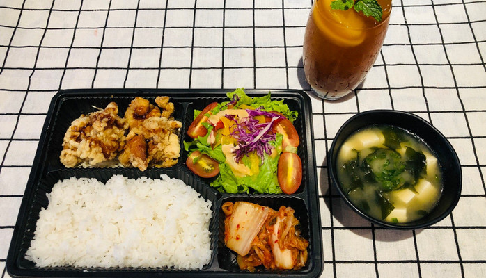 Bana Bento - Trà Sữa & Cơm Trưa - Nguyễn Thông