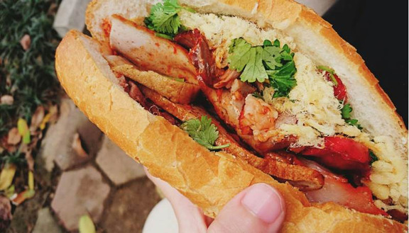 Bà Phương - Bánh Mì Hà Nội Xưa - Hoàng Ngọc Phách