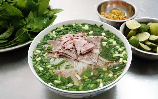 Quán Ăn Bình Dân - Bún Bò & Phở - 136 Nguyễn Thị Minh Khai