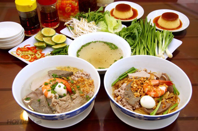 Quán Hương - Hủ Tiếu Nam Vang & Hủ Tiếu Mì Hoành Thánh - Đồng Khởi