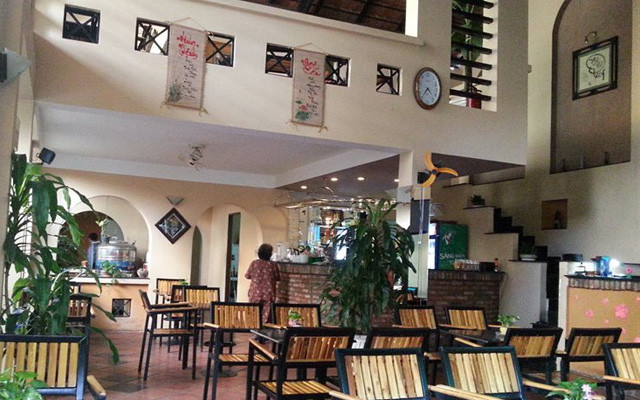 Nét Việt Cafe - Đường A4