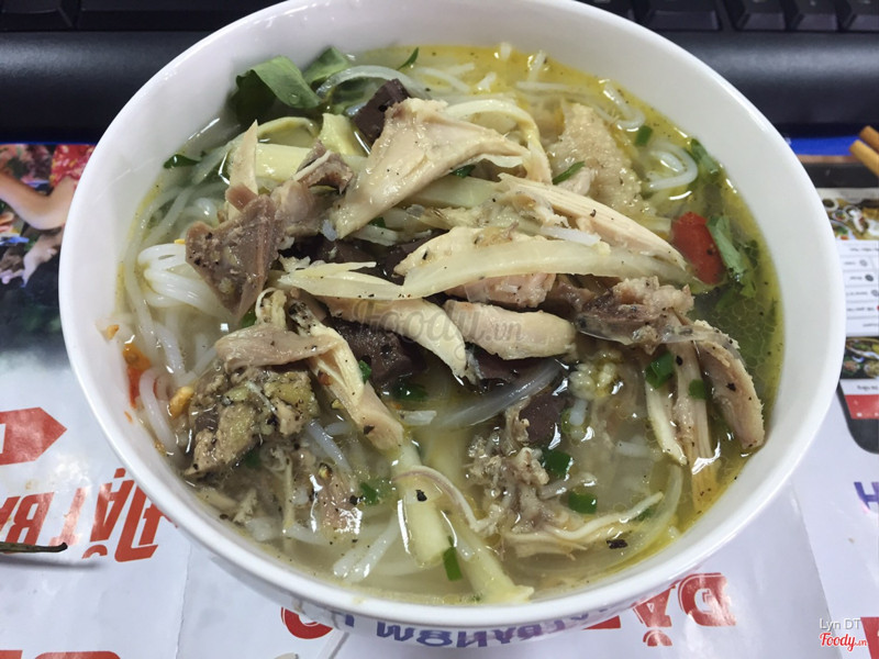 Bún măng gà