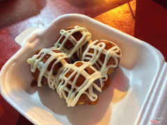 Phết sốt lên nào