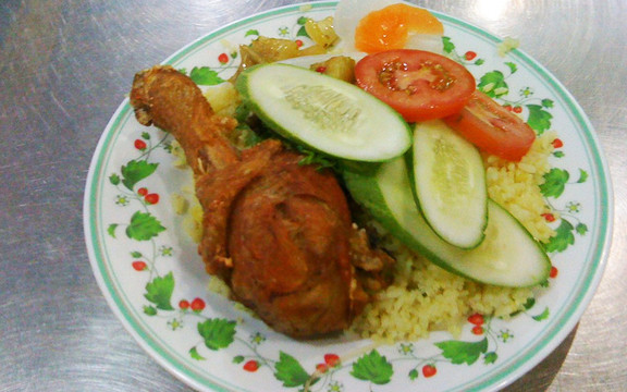 Cơm Gà Xối Mỡ - Tôn Thất Thuyết