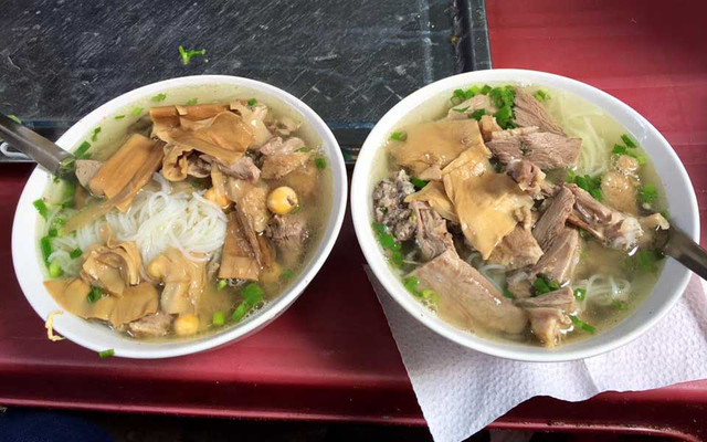 Bún Ngan, Tiết Canh, Phở Bò