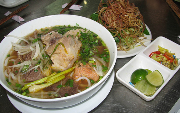 Thanh Nhung - Bún Giò & Phở