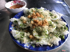 Bánh bèo + bánh hỏi