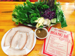 Bánh tráng cuốn thịt heo