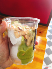 Chè kem bơ đà nẵng