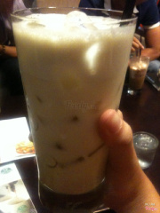 Phuc Long tea latte