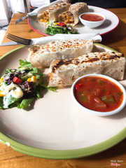 2 suất Burrito thêm thịt bò