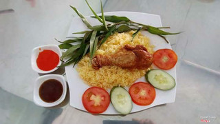 Cơm đùi gà