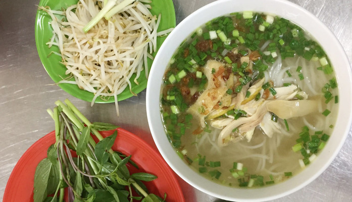 Không Gian Xanh - Bún, Miến & Ăn Vặt