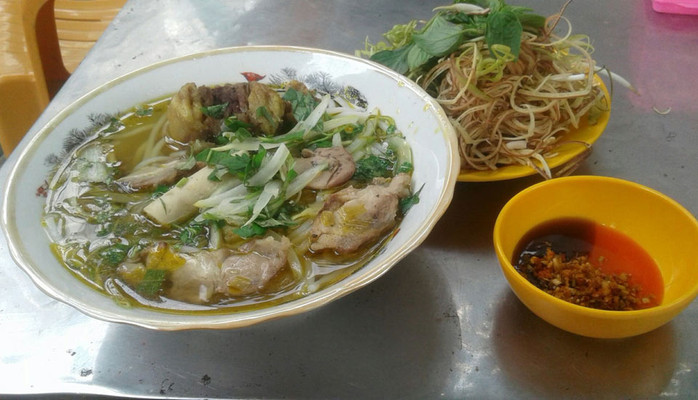 Bún Bò Huế O. Bé - 47 Bùi Đình Túy