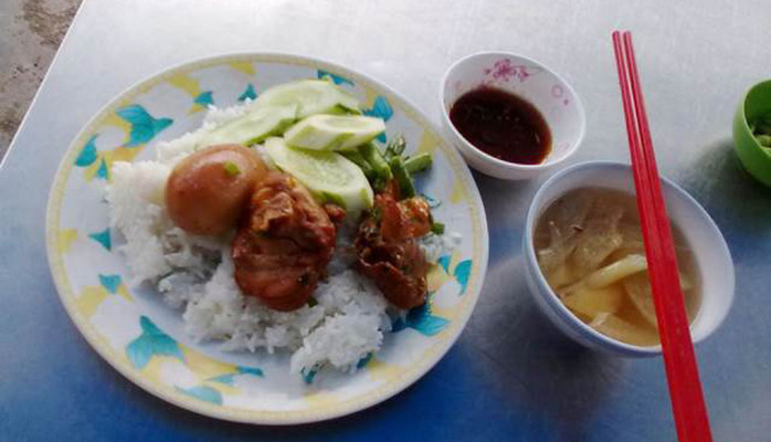 Cơm Bình Dân - Hưng Phú