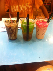 không gian quán khá đẹp , hẹp ấm cúng , đồ ăn ngon nv nhiệt tình 