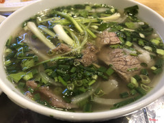 Phở nạm gầu