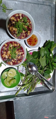 TIẾT CANH DÊ