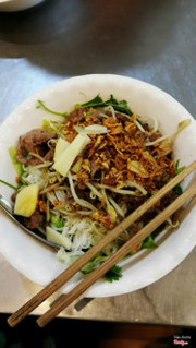 bún bò Nam Bộ