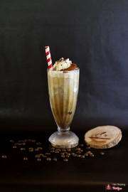 Iced coffe with ice cream 60,000 VNĐ