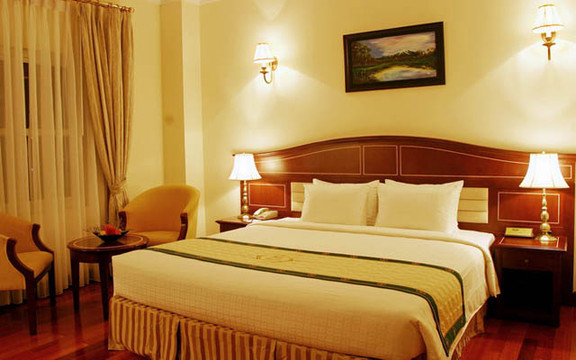 Thái Hà Huy Hotel - Lê Văn Sỹ