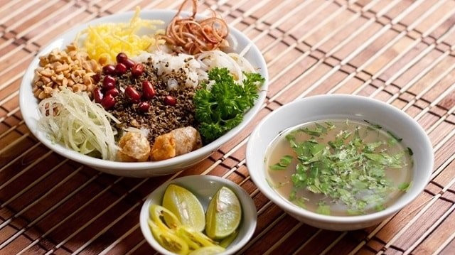 Hue's Food - Cơm, Bún Hến & Cơm Sườn Ốp La