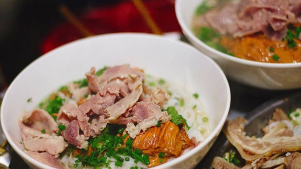 Tấn Phở Gà - Trần Quốc Thảo