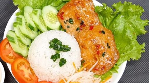 Ăn Vặt Diệu Hảo - Xoài Non & Bánh Tráng