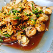 Cút lộn xào dừa 