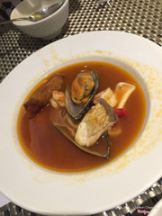 Súp hải sản, ngon lạ, khi ăn ước súp như tan trong miệng nhưng hương vị thì vẫn lưu lại...thật tuyệt!