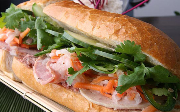 Bánh Mì Ăn Vặt - Trần Thánh Tông