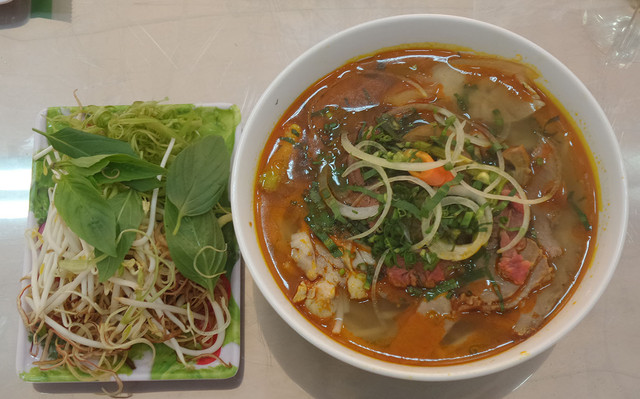 Ty Minh - Bún Bò Huế & Cơm Văn Phòng