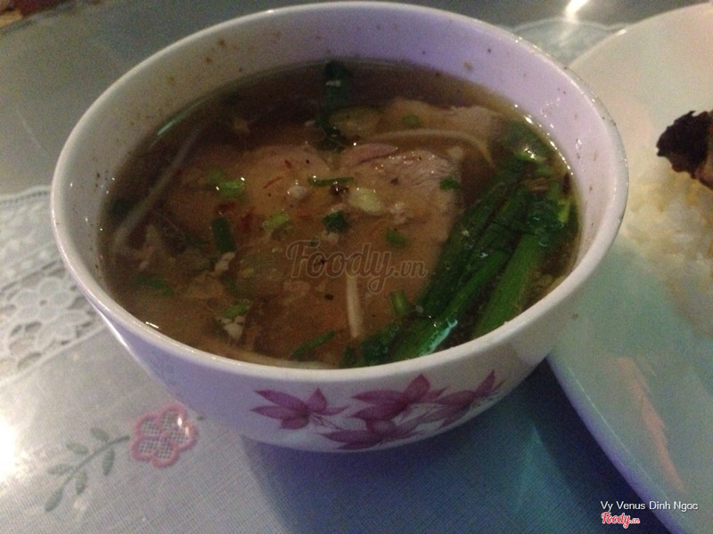 chén canh theo phần cơm