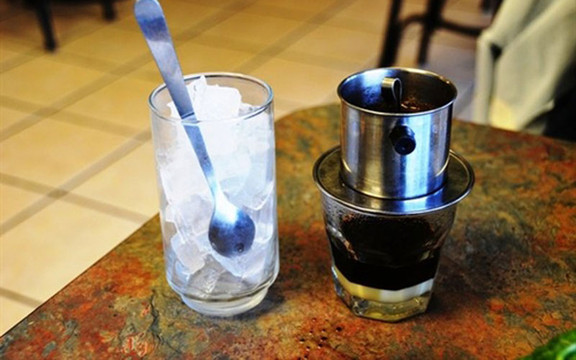 E Coffee - Ấp Bắc