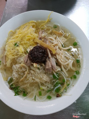 Bún thang