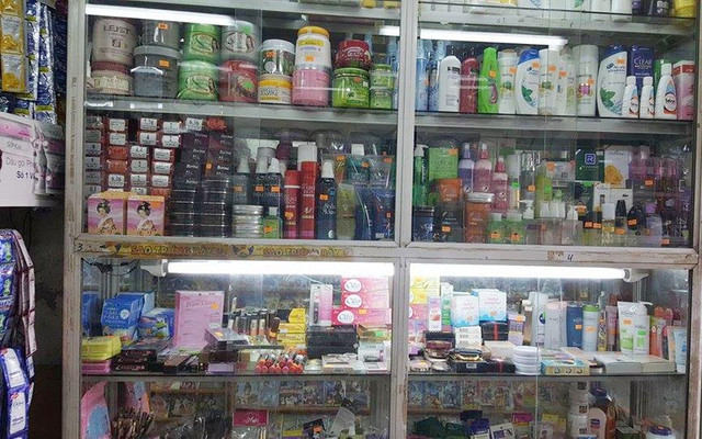 Yuri - Shop Hóa Mỹ Phẩm