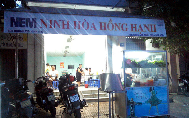 Nem Hồng Hạnh