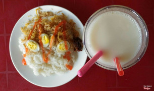 xôi + sữa đậu nành