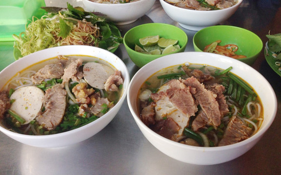 Phở & Bún Bò Huế