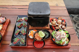 Bò nướng Wagyu 350k