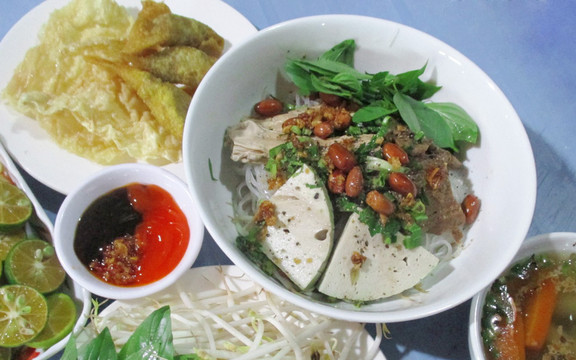 Cơm Chay, Bún Riêu Chay & Hủ Tiếu Chay