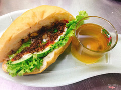 B&#225;nh m&#236; nấm (nh&#226;n chay, sốt thuần chay)