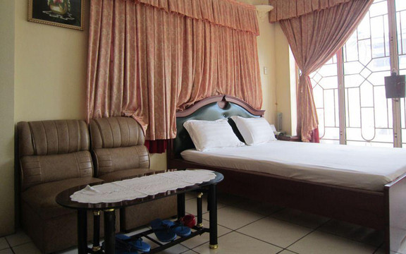 Minh Thoại Hotel