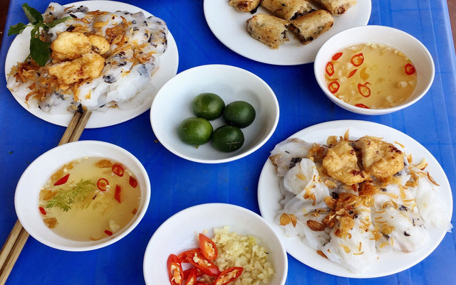 Tiến Đạt - Bánh Cuốn, Bún Chả & Cháo