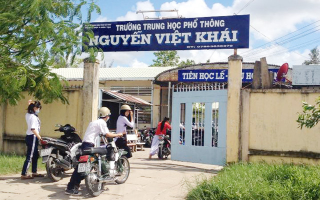 Trường THPT Nguyễn Việt Khái