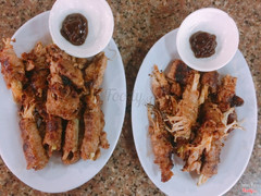 Bò cuốn nấm kim châm sốt BBQ